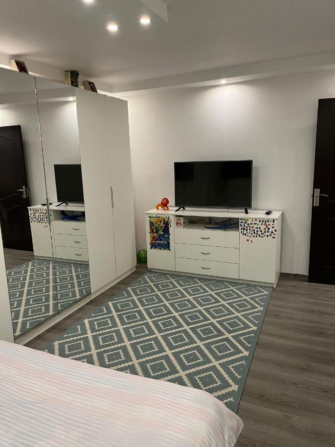Apartament Mattias Călimăneşti Eksteriør bilde