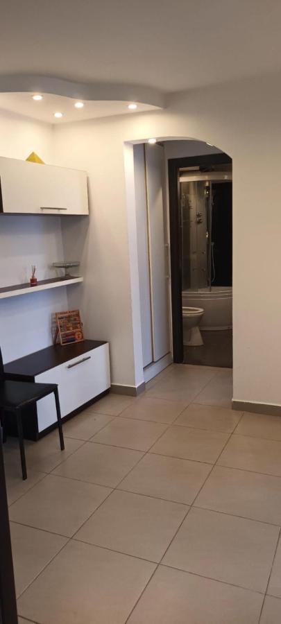 Apartament Mattias Călimăneşti Eksteriør bilde